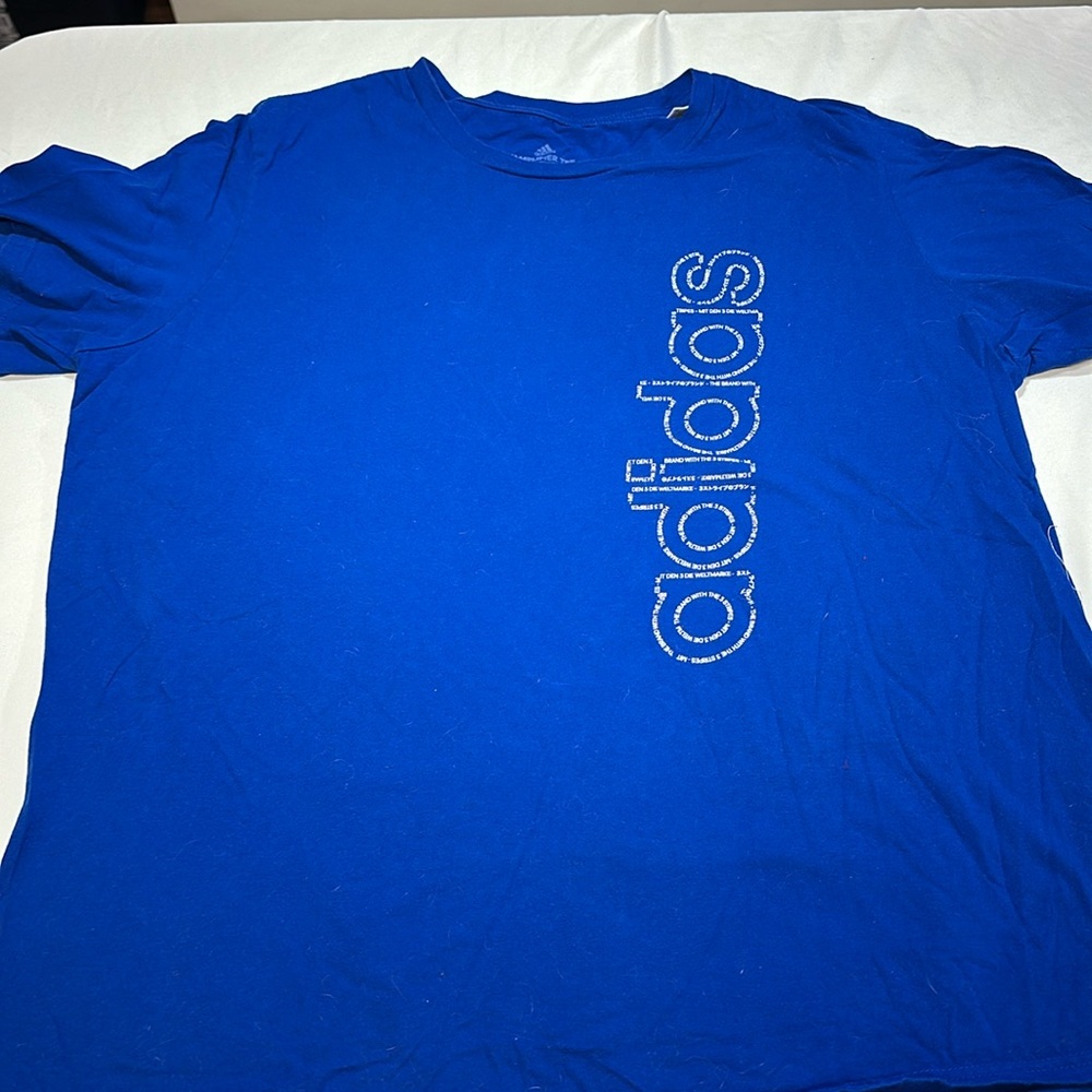Men’s Blue Adidas Tee
Size XL